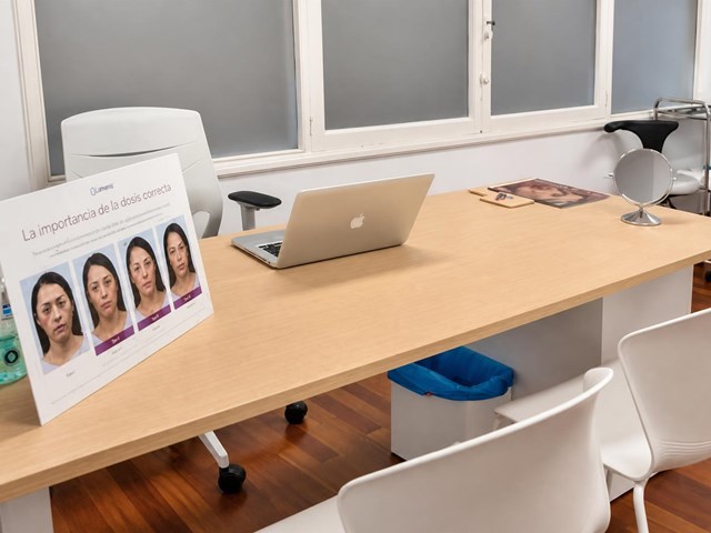 Redefine tu óvalo con un tratamiento de armonización facial en Vigo